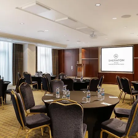 מלון Sheraton & Convention Center