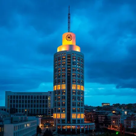 Sheraton & Convention Center Отель 5*